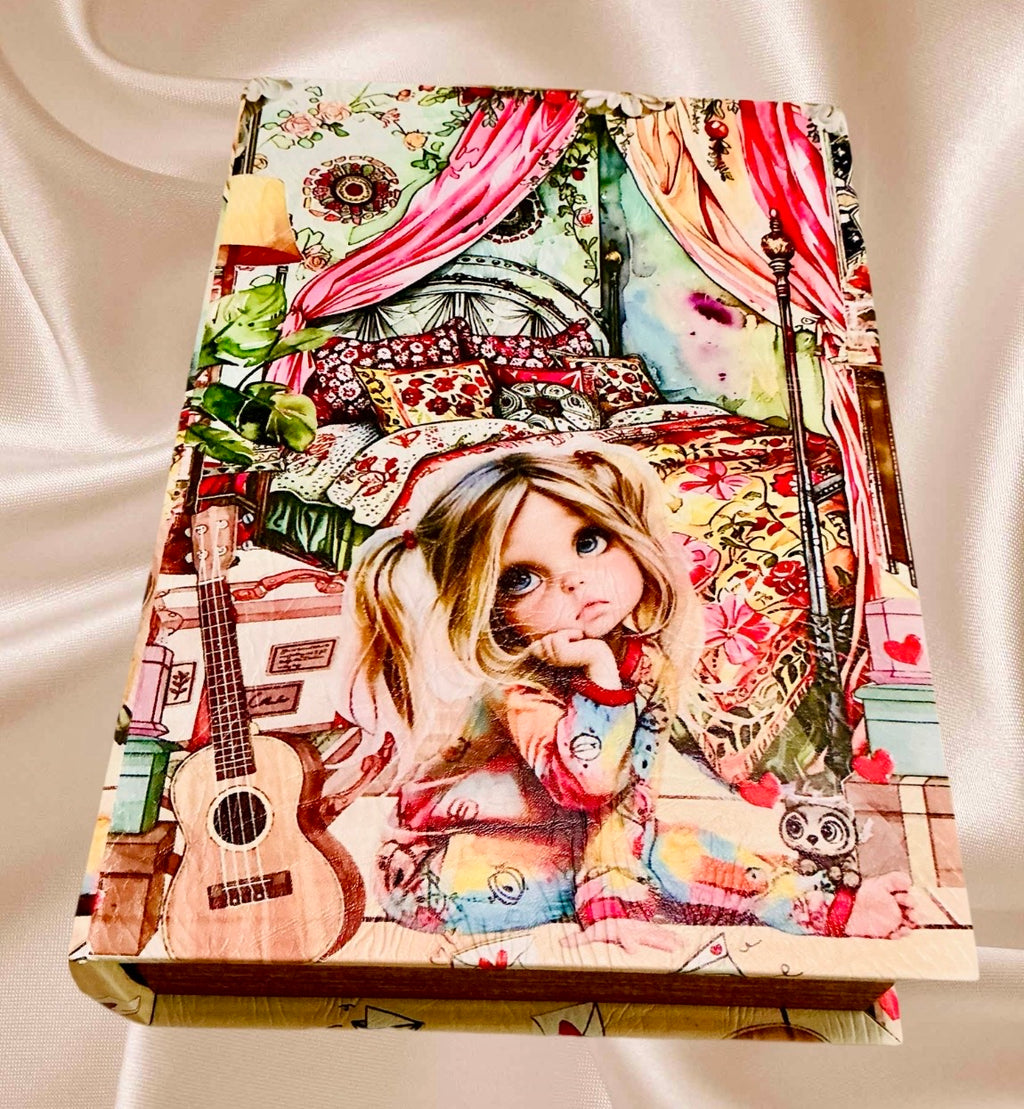Customized Book Boxes. Original Designs.